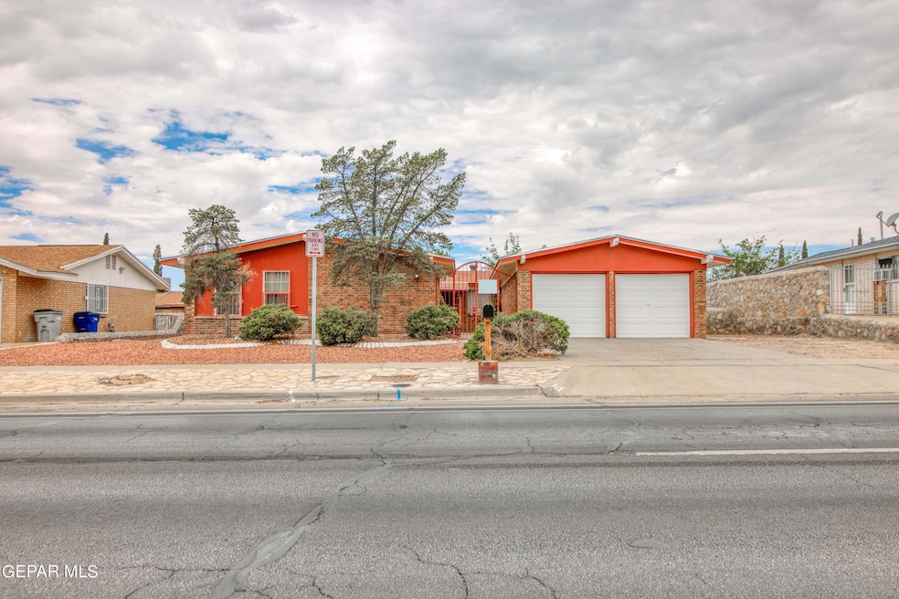 1609 Lomaland Dr, El Paso, TX 79935 - photo 1