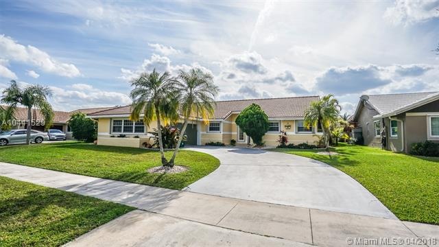 14940 E Waterford Dr, Davie, FL 33331 - photo 1