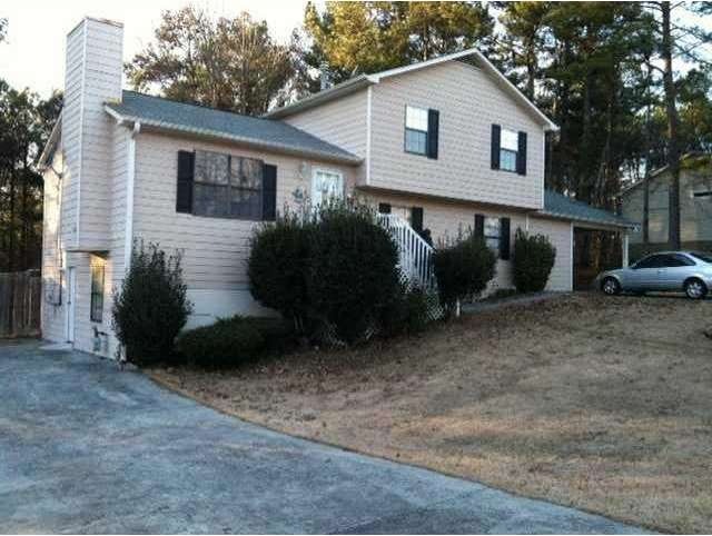 Exterior Front. INCREDIBLE 5BR/3BA SPLIT LEVEL IN 