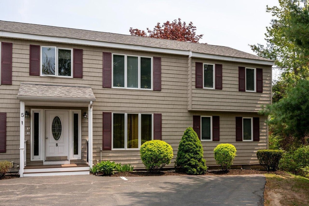 1372 Post Rd unit 5B, Wells, ME 04090 - photo 1