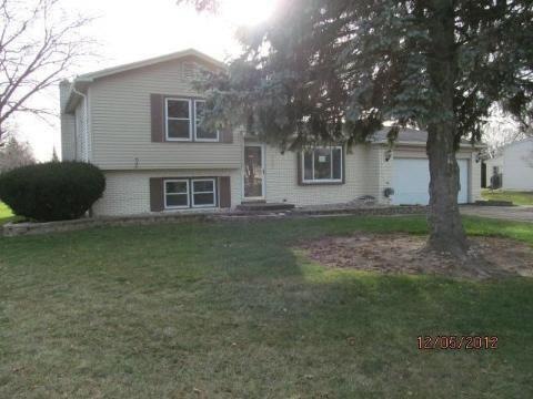 5337 Mapletree Dr, Flint, MI 48532 - photo 1