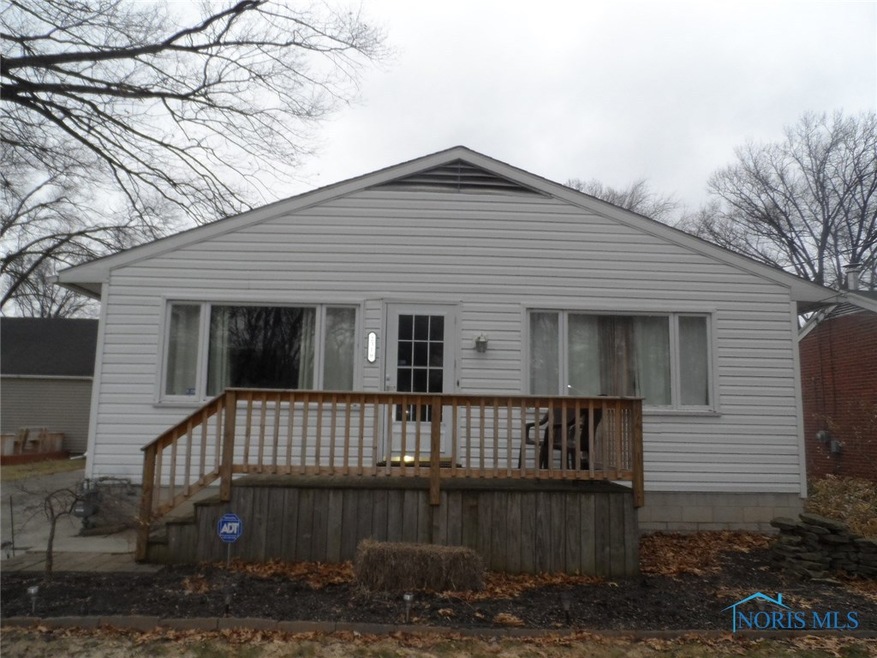 2316 Newport Ave, Toledo, OH 43613 - photo 1