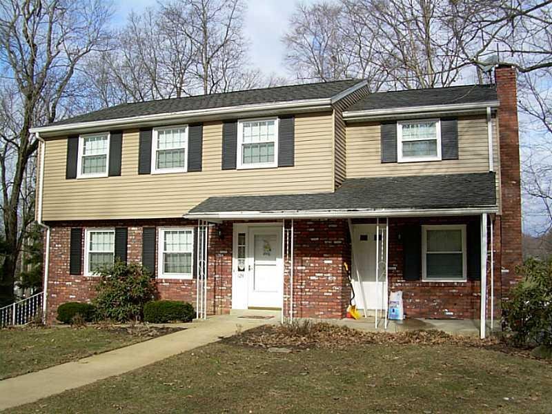 124 Hamilton St, Indiana, PA 15701 - photo 1