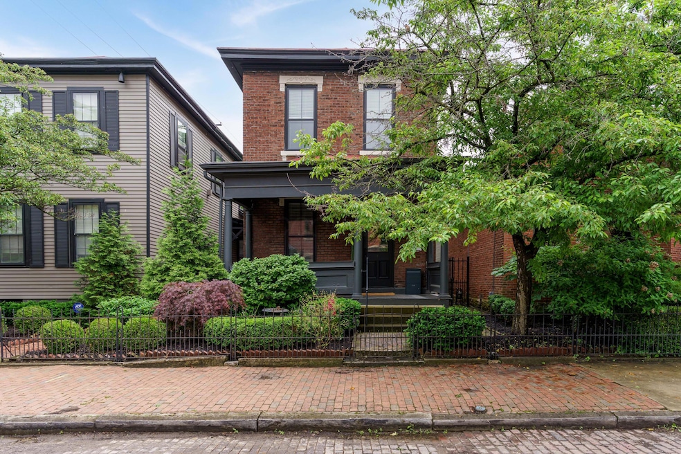 564 S 6th St, Columbus, OH 43206 - photo 1