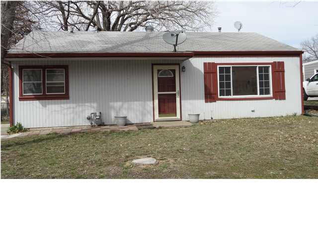 Great curb appeal in a quiet location.