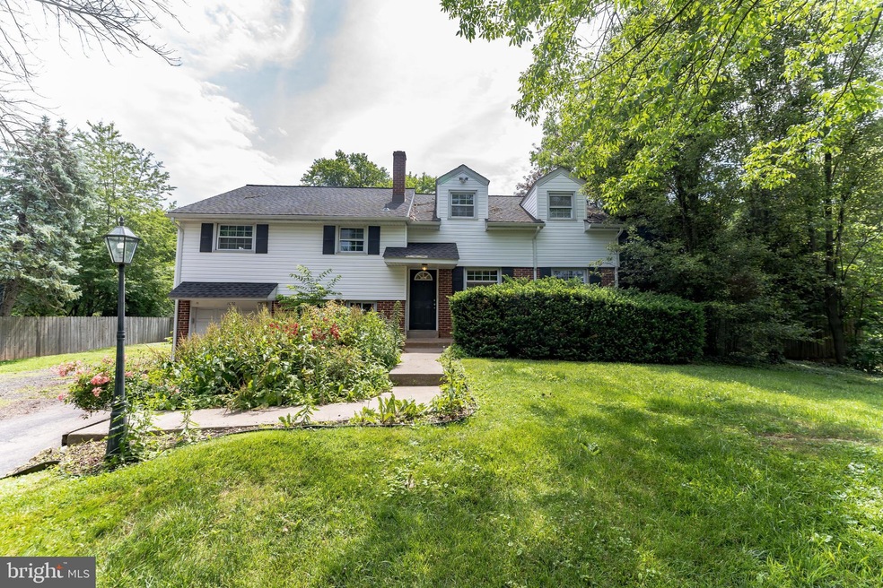 1070 S Trooper Rd, Norristown, PA 19403 - photo 1