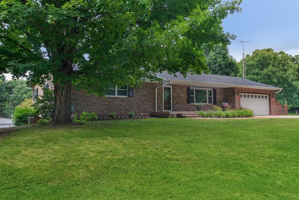 5767 W 250 N, La Porte, IN 46350 - photo 1