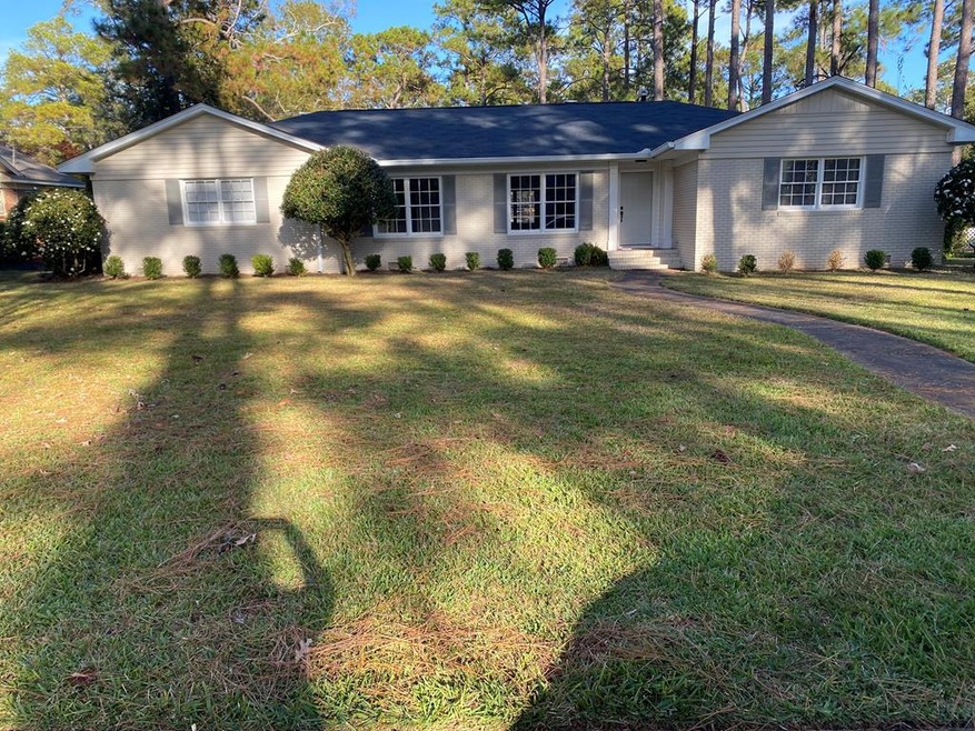 1916 Lullwater Rd, Albany, GA 31707 - photo 1