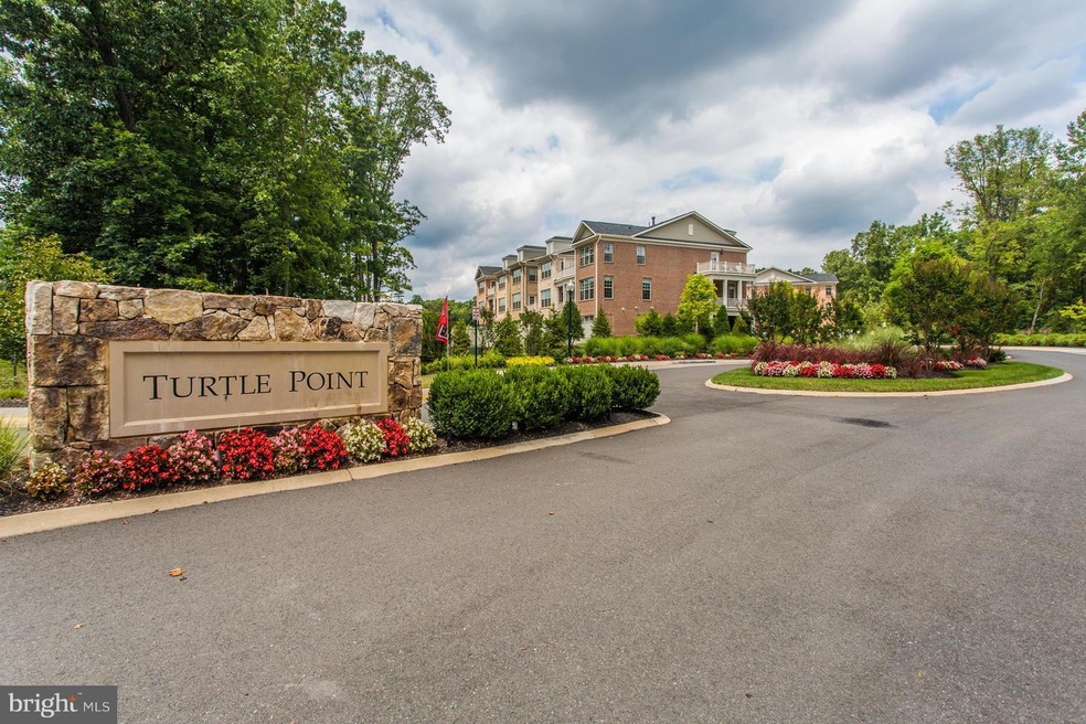 7955 Turtle Creek Cir unit 27, Gainesville, VA 20155 - photo 1