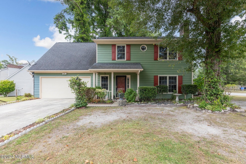 102 Carlisle Ct, Jacksonville, NC 28546 - photo 1