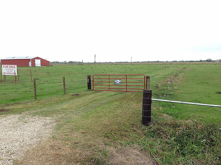 16535 Hurta Rd, Needville, TX 77461 - photo 1