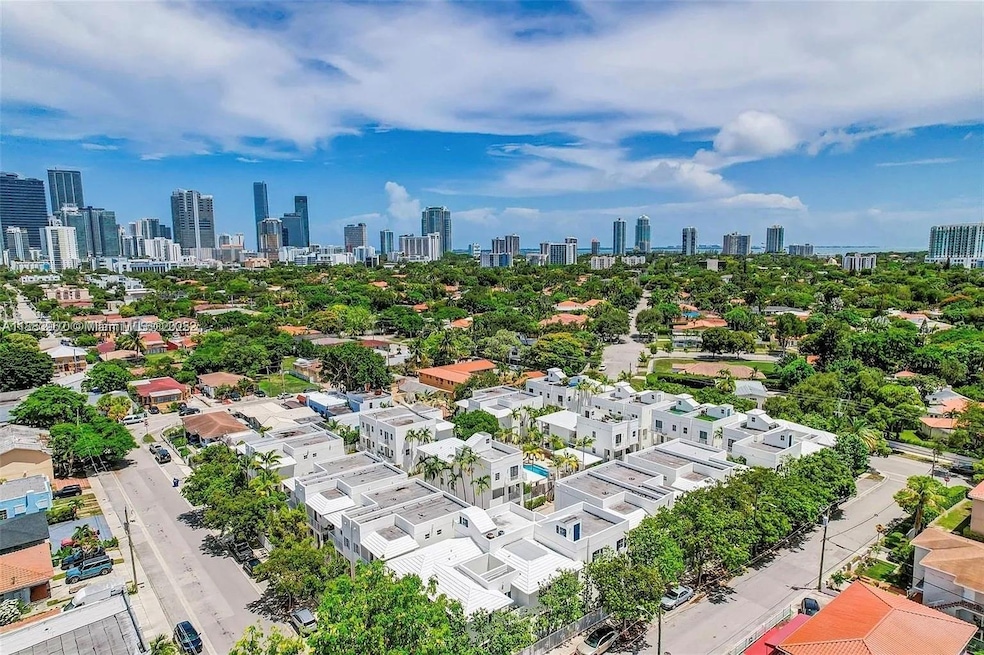 1043 SW 9th Ct unit F1, Miami, FL 33130 - photo 1