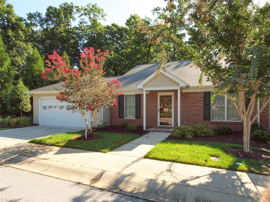 511 Hickory Creek Trail unit 43, Asheboro, NC 27205 - photo 1