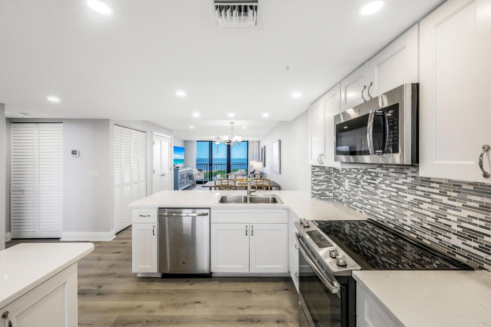 440 Seaview Ct #1502, Marco Island, FL 3