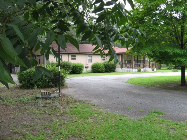 4829 Barnsway Ln, Albany, GA 31705 - photo 1