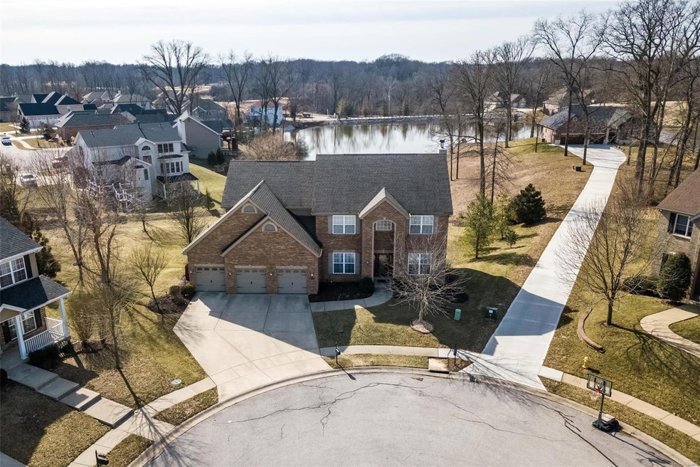 1028 Hollow Valley Ct, Caseyville, IL 62232 - photo 1