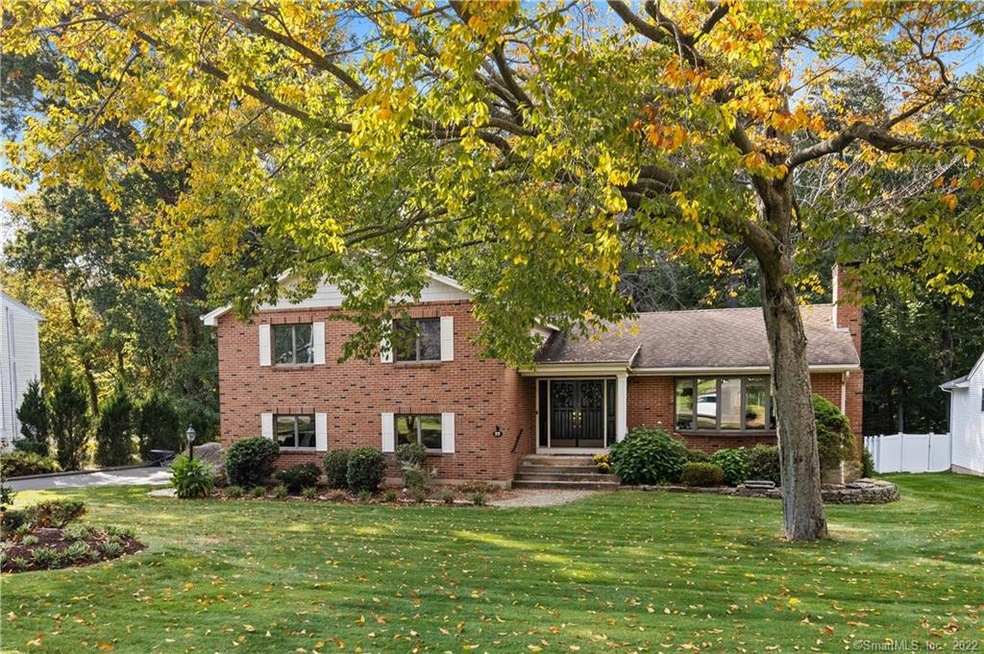 77 Sherwood Dr, East Hartford, CT 06108 - photo 1