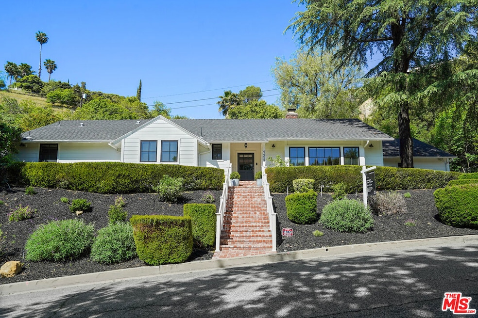 Sold $2,272,500 • Co-Listing Agent