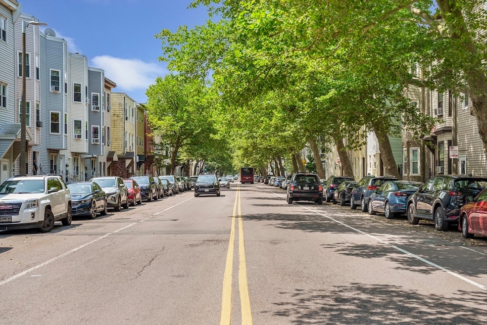 281 Chelsea St unit 2, Boston, MA 02128 - photo 1