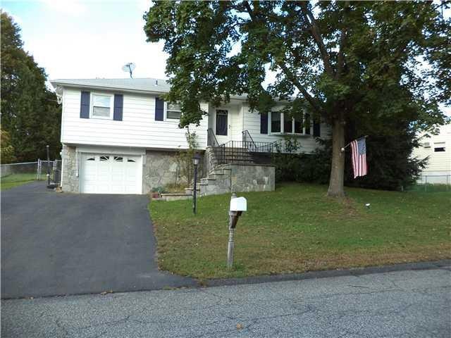 17 Elm Dr, Stony Point, NY 10980 - photo 1