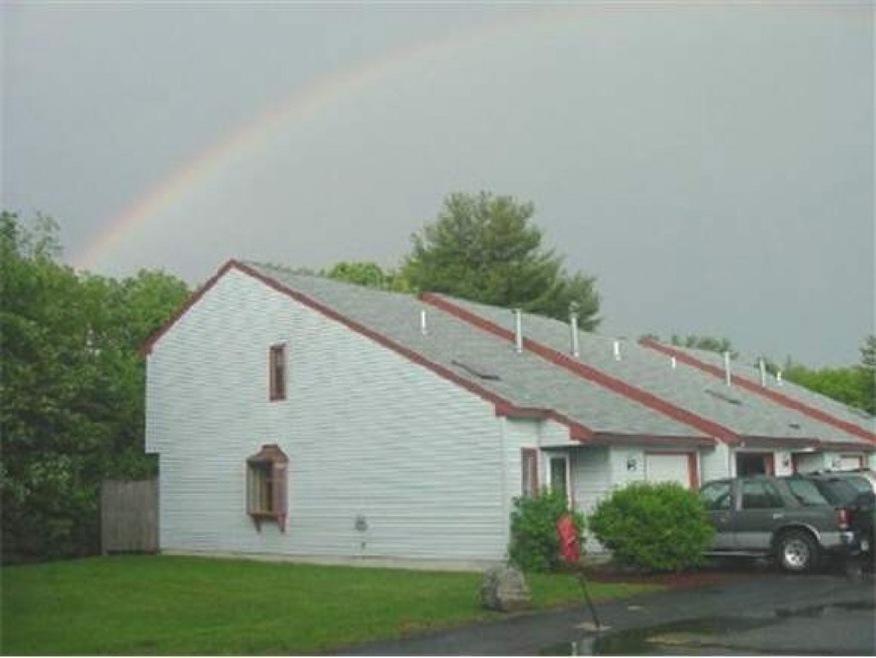 231 Stonebridge Dr unit 231, Nashua, NH 03063 - photo 1