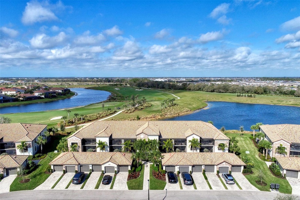 5567 Palmer Circle is in Veranda III's of Lakewood National.