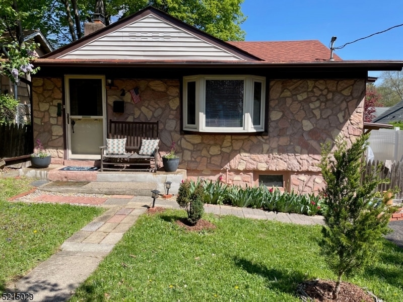 2 Oswego Ave, Lake Hiawatha, NJ 07034 - photo 1