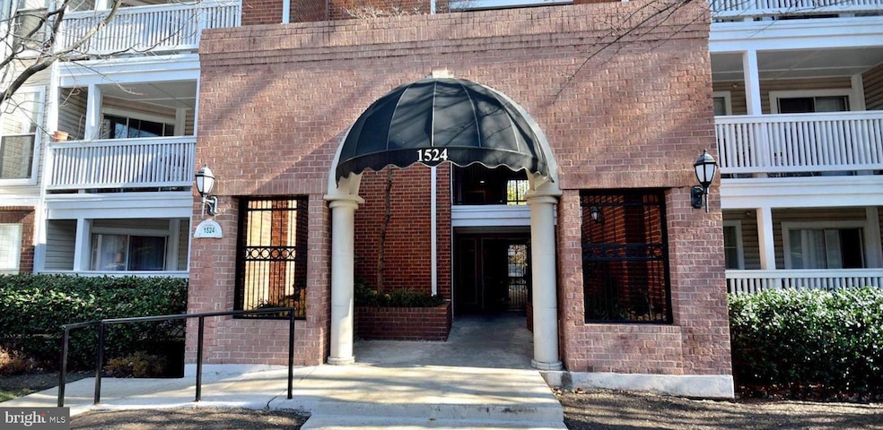 For Rent $1,900/month