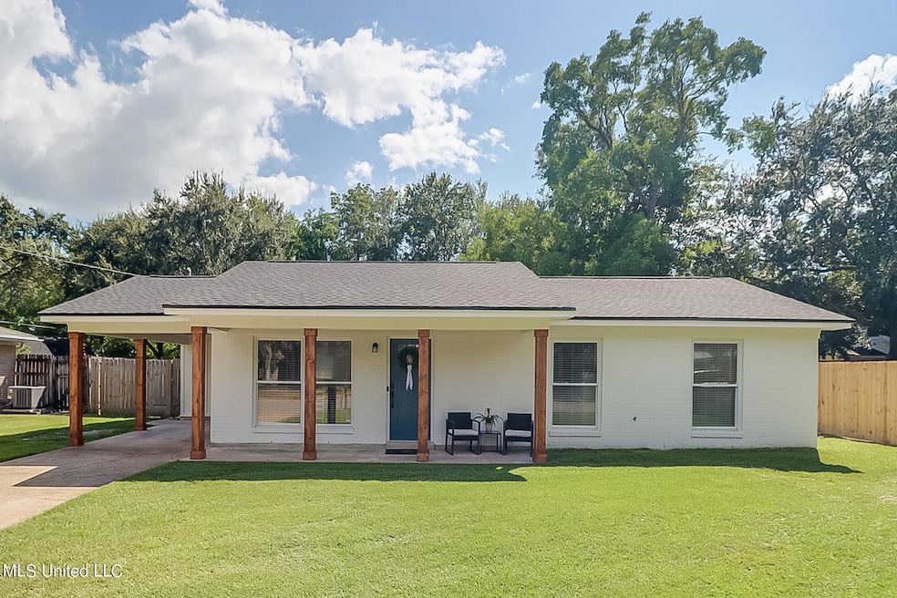 106 Bradford Circle