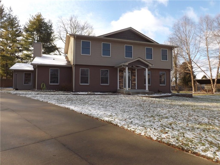 3404 Duffer Dr, Columbus, IN 47203 - photo 1