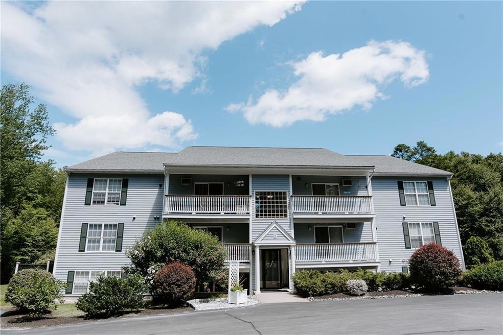 9 Stoneridge Ln unit 20, York, ME 03909 - photo 1