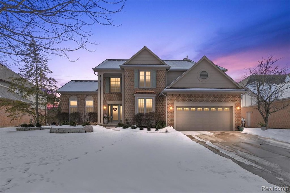 3651 Aynsley Dr, Rochester Hills, MI 48306 - photo 1