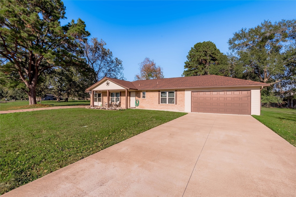 64 Coral Gables, Trinity, TX 75862 - photo 1