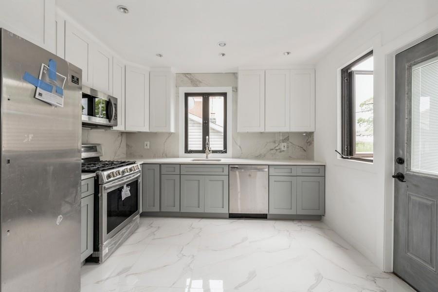 unlisted-address, Brooklyn, NY 11235 - photo 1