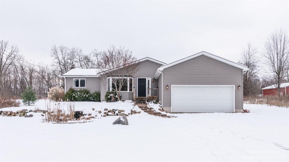 4711 Dexter Pinckney Rd, Dexter, MI 48130 - photo 1