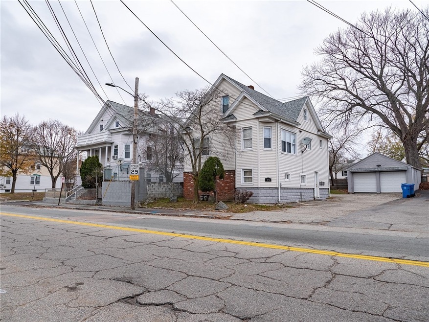 602 Dyer Ave, Cranston, RI 02920 - photo 1