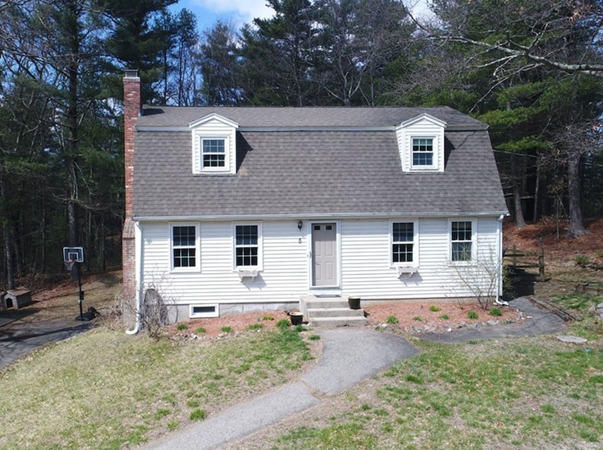 5 Collela Dr, Franklin, MA 02038 - photo 1