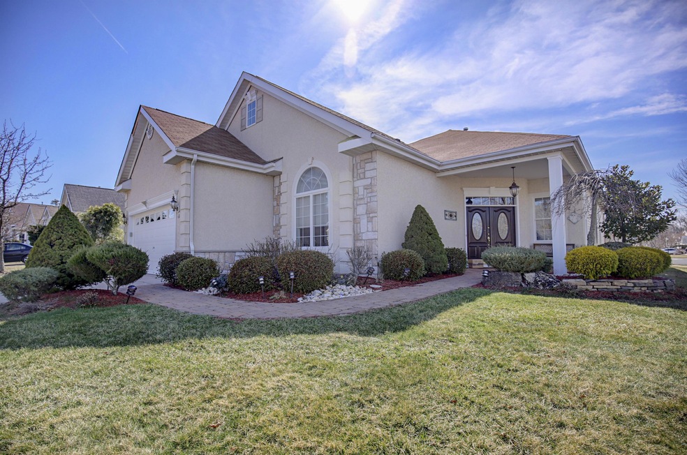 001_Front of House