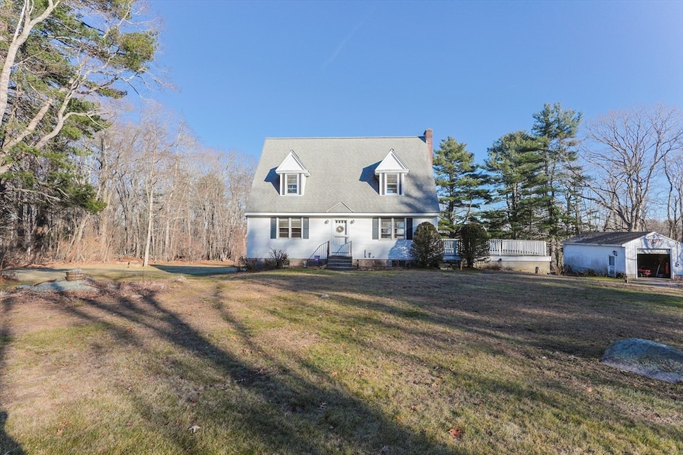127 Glenview St, Upton, MA 01568 - photo 1