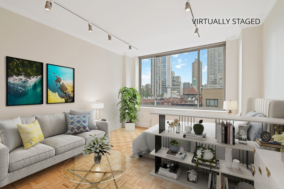 Wellington Tower unit 7G, New York, NY 10028 - photo 1