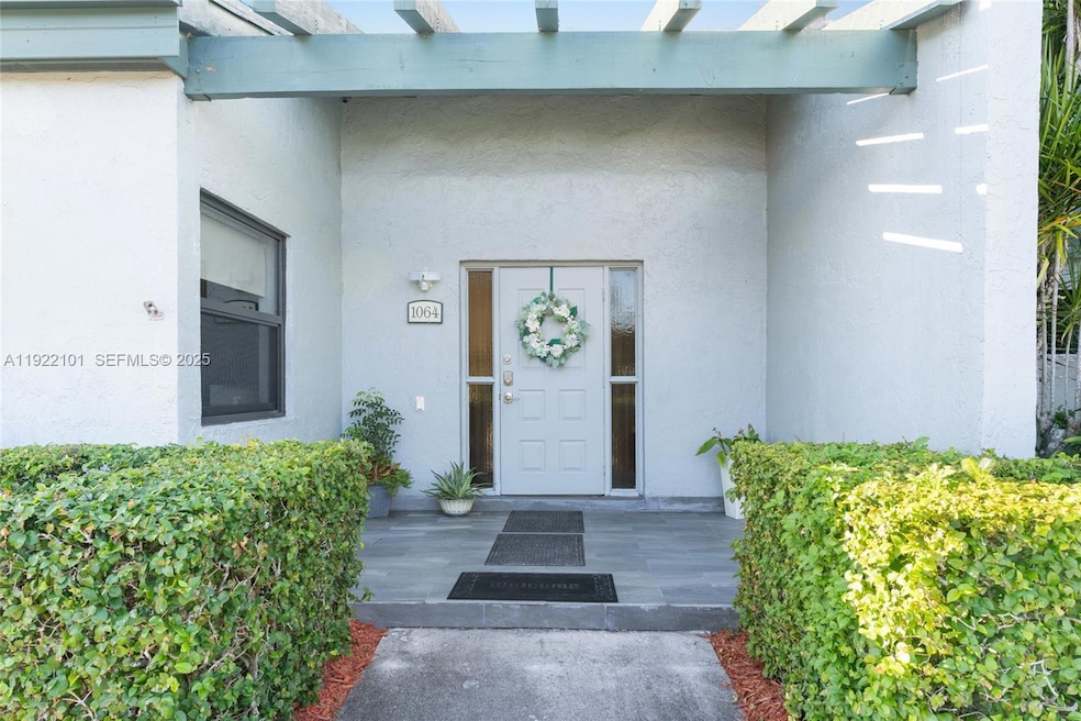 1064 NW 97th Ave unit 219, Pembroke Pines, FL 33024 - photo 1