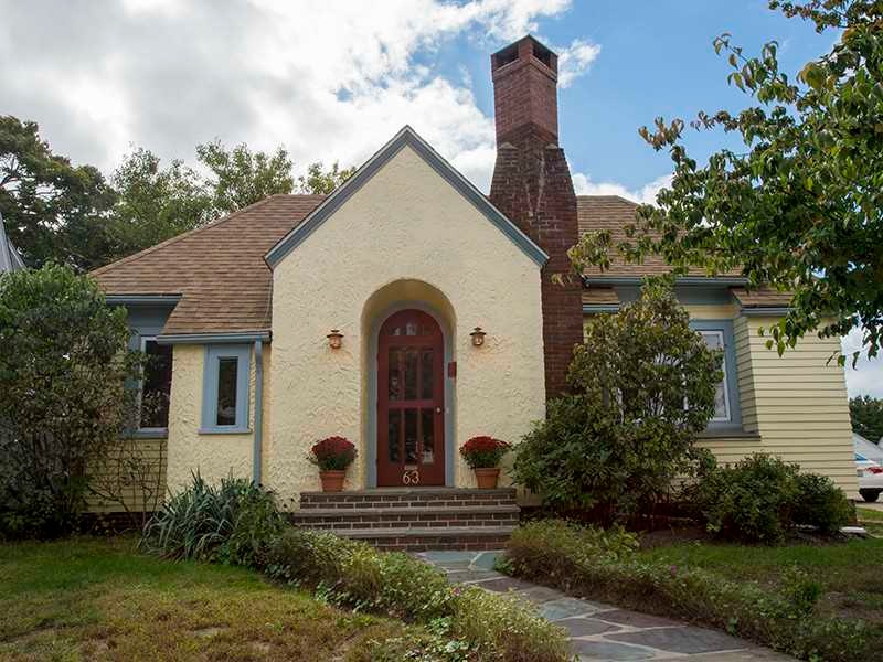 63 Welfare Ave, Cranston, RI 02910 - photo 1