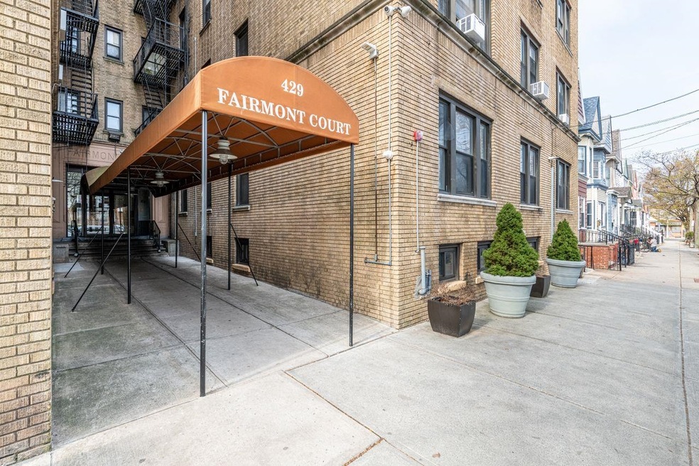 429 Fairmount Ave unit 510, Jersey City, NJ 07306 - photo 1