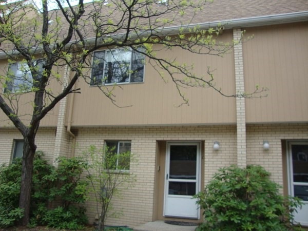 17 Williams St, Brookline, MA 02446 - photo 1