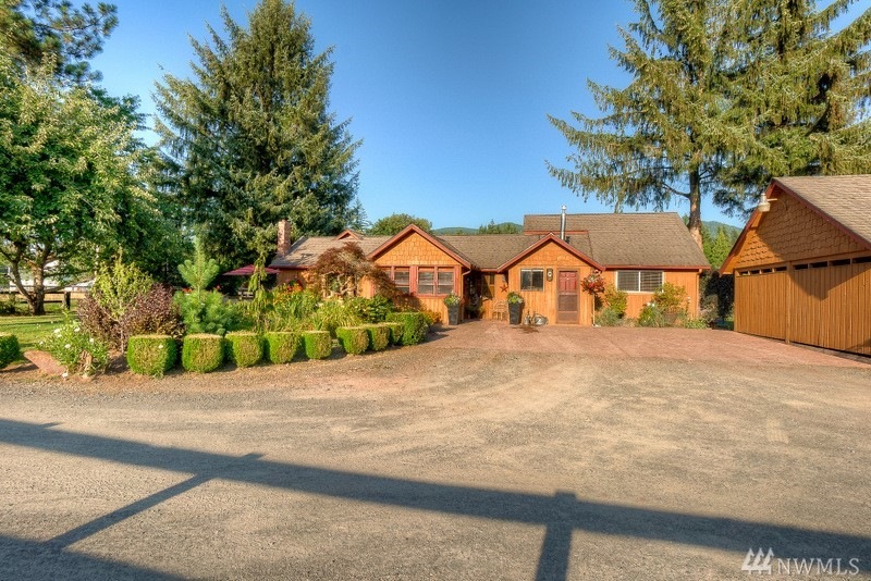 30009 SE 384th St, Enumclaw, WA 98022 - photo 1