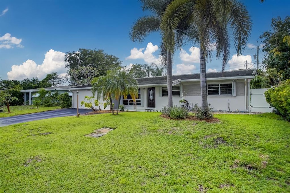 4000 NE 18th Ave, Pompano Beach, FL 33064 - photo 1