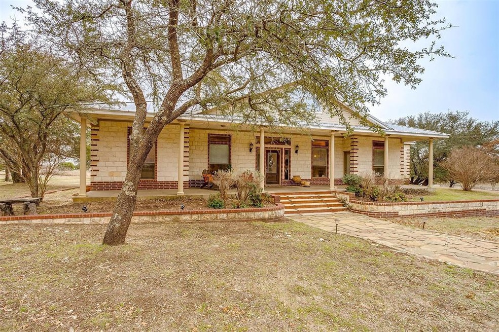 6137 Meadow Ridge Dr, Weatherford, TX 76087 - photo 1