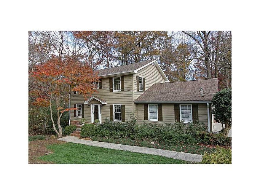 Exterior Front. Well maintained, large lot offerin