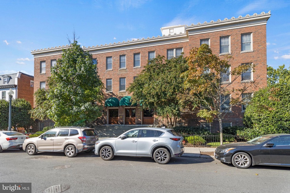 2410 20th St NW unit 302, Washington, DC 20009 - photo 1