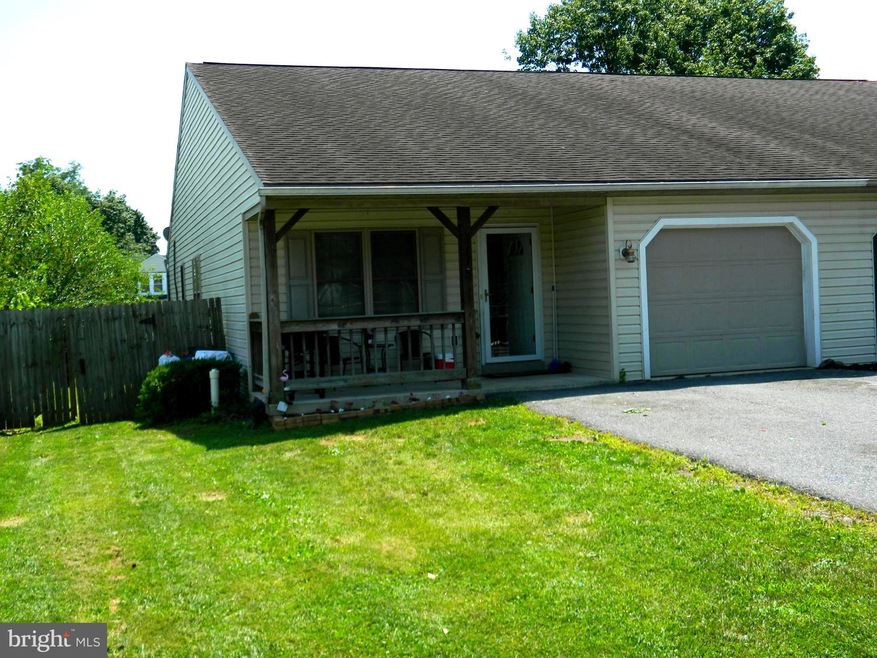 1115 Wabash Ave, Hagerstown, MD 21740 - photo 1